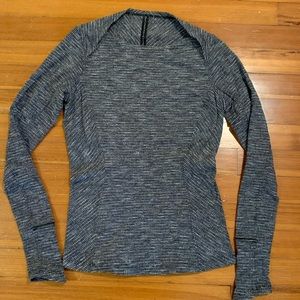 Lululemon long sleeve 6